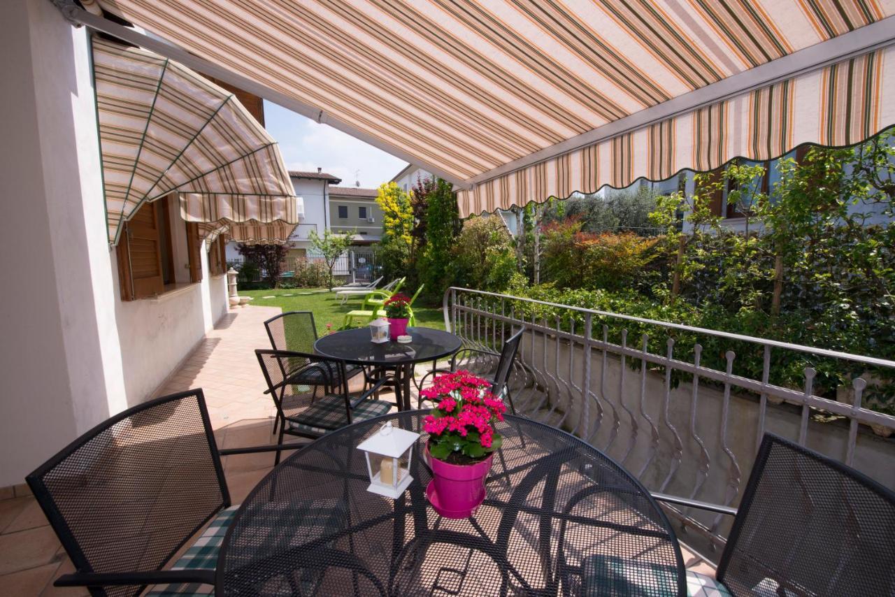 La Casa Di Pimpi Bed & Breakfast Desenzano del Garda Bagian luar foto