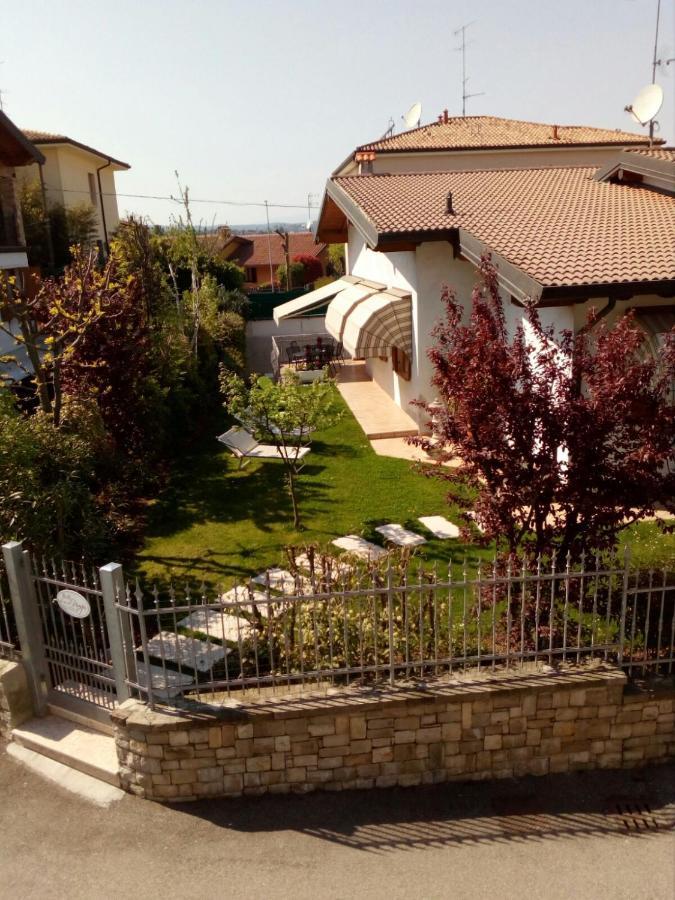 La Casa Di Pimpi Bed & Breakfast Desenzano del Garda Bagian luar foto