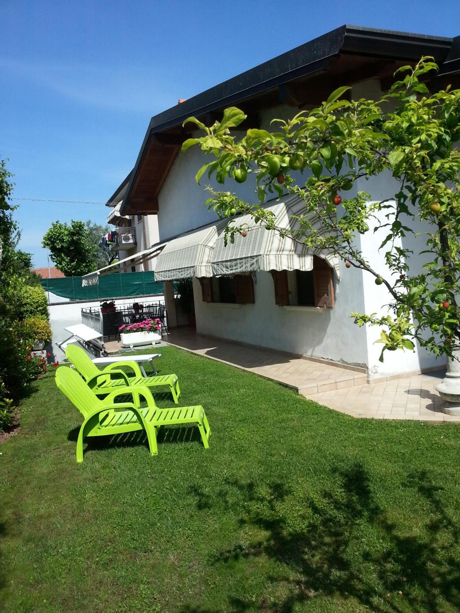 La Casa Di Pimpi Bed & Breakfast Desenzano del Garda Bagian luar foto